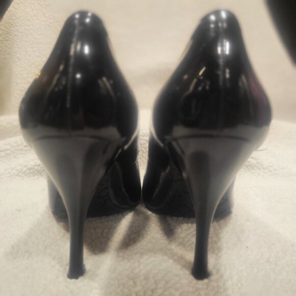 BCBG Paris Black Patent Peep Toe 3.5 Heeled " Stilettos - Size 7 - Picture 3 of 8